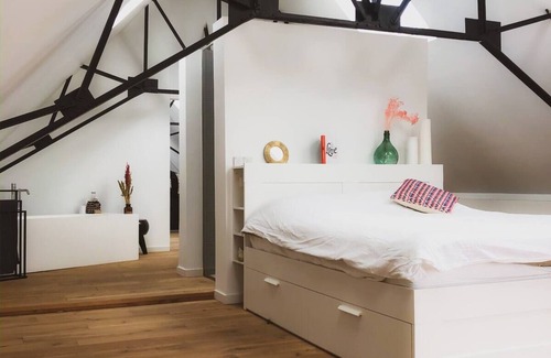 Ittre Other | LITTLE FARM Prestige House