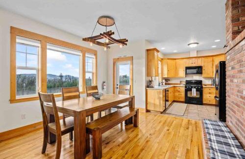 Newberg House | Little Farm