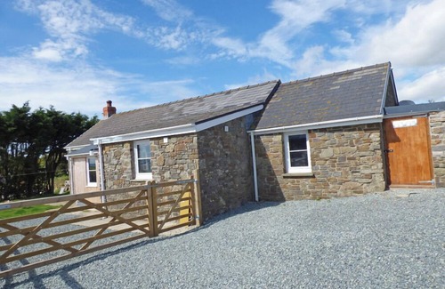 Haverfordwest Cottage | Little Folly, Holiday Cottage Nolton Haven, Sleeps 4, 2 bedrooms, bathrooms