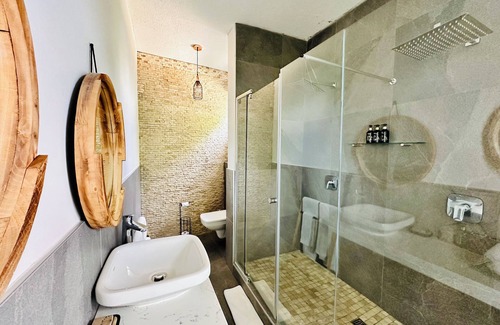 Windhoek House | Little Forest Garden Retreat Guesthouse