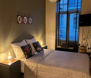 Ypres House | Little gate