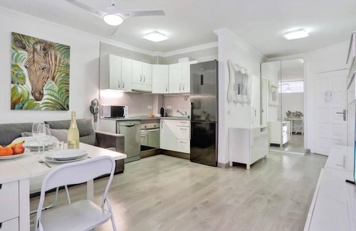 Chayofa Apartment | Little Gem, Panoramic Balcony, Pool, Wifi