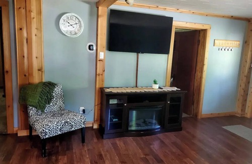 Geneva House | Little Get Away