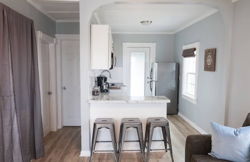 Carolina Beach Cottage | Little Green Cottage at CB - 2 Blocks From Beach
