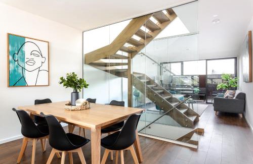 Kent Town Apartment | Little Grenfell Apartments by Urban Rest