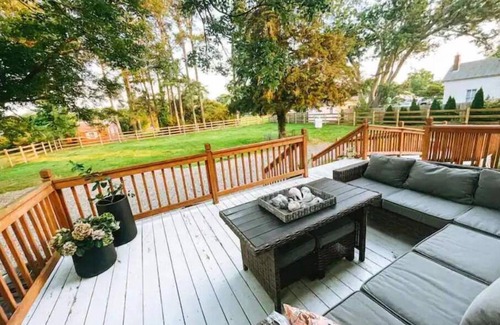 Kilmarnock House | Little Grove Kilmarnock: The Perfect Location!