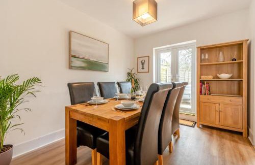 Wimborne House | Little Hamilton - Wimborne