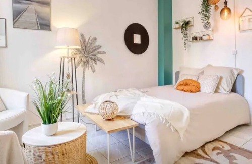 Quartier du Pont-de-Flandre House | little love nest