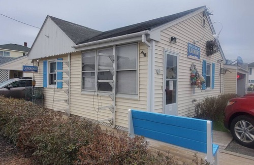 Old Orchard Beach Apartment | Little Miss Cottages - Two Bedroom Cottage Suite - 9