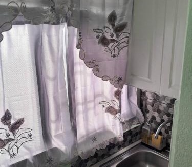 St. George's Bed & Breakfast | Little Palace BNB