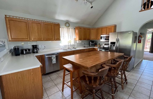 Lookout Valley Neighborhood Association House | Little River Guest House at Tennessee RiverPlace