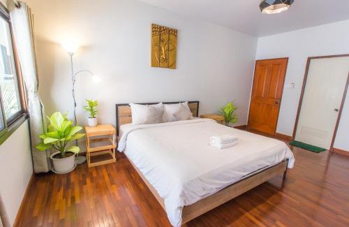 Huay Kaew House | Little Siri Guesthouse