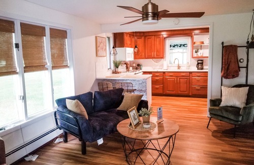 North East Cottage | Little slice of Heaven experiencing Lake Erie - private beach access