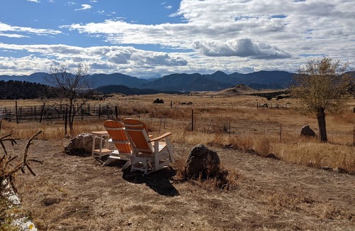 Canon City House | Little Suite at Little Canyon Inn. minutes to Royal Gorge