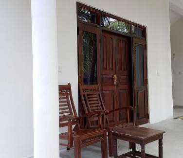 Tangalle House | Little Sunshine Guest House & Restaurant