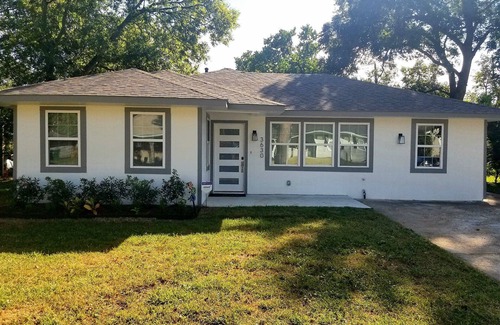 OST - South Union House | Little White Lighthouse NRG/UH/TSU/RICE/Midtown/Downtown