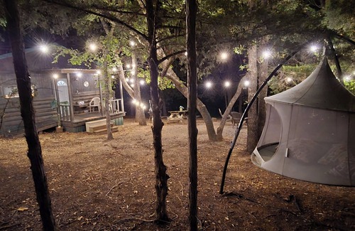 Sulphur Apartment | Little Woods - Cabin Tucked in the Woods