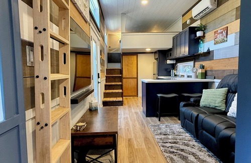 Hurdle Mills Cottage | Little Woods Loop