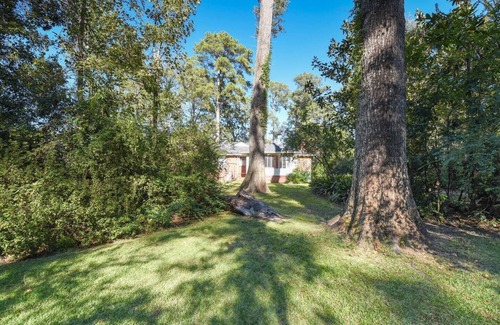 Garden City House | Little Z's, 3BR Home Very Close to SAV Port+Pets