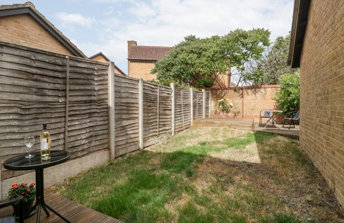 Bournemouth Cottage | LITTLEDOWN, family friendly, with a garden in Bournemouth