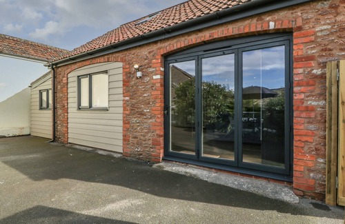 Cheddar Cottage | LITTLEMOOR COTTAGE, romantic, with open fire in Draycott