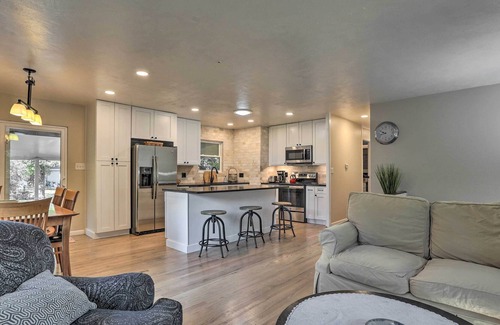 Columbine House | Littleton Home w/ Patio ~ 14 Mi to Denver!