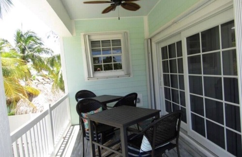 Little Torch Key House | LittleTorch Key3/2 canal home with quick ocean access!