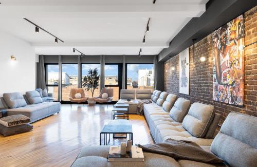 La Petite-Patrie Apartment | LiV MTL Plaza