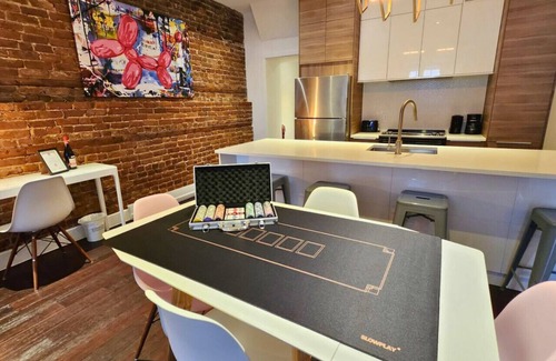 Plateau Mont Royal Apartment | LiV MTL Soho-5 Deluxe Studio + Spacious Patio
