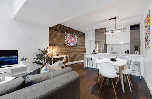 Plateau Mont Royal Apartment | LiV MTL Soho-5 Deluxe Studio + Spacious Patio