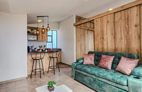 Cali Apartment | LIV701 Exclusive Penthouse