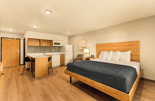 Vineyard Hotel | LivAway Suites Orem-Vineyard