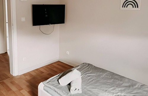 Holsterhausen Apartment | Live centrally and comfortably in the heart of Essen! HODGR