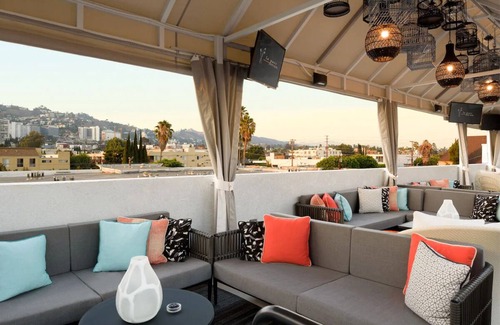 Tri-West Apartment | Live Comfortably: Full Kitchen Suite in West Hollywood