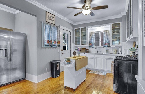 Rochester House | Live in sophistication and elegance in your VRBO home