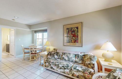 Surfside Beach Apartment | Live in the Sun, Play in the Sea