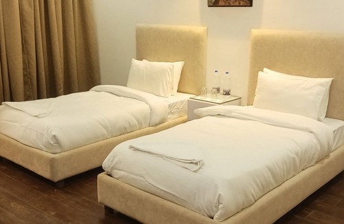 DLF City Hotel | Live Inn Hotel sector 45