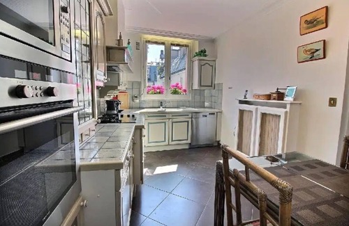 Notre Dame Apartment | Live Like a True Parisian with Jaw-Dropping Notre Dame Views - 60 sqm 2 beds