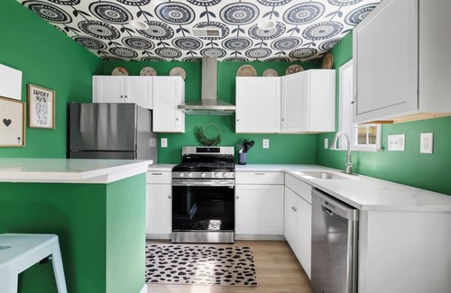 Riverland Terrace House | Live Oak Loft | Riverland Terrace 1BR Getaway!
