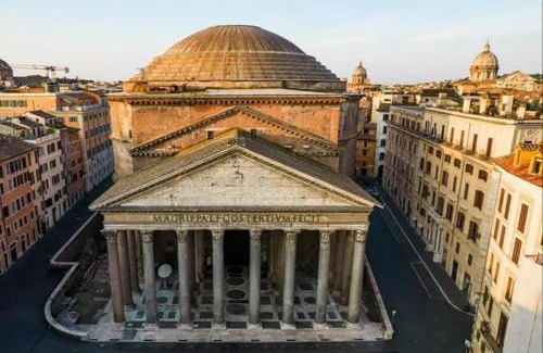 Rione VIII Sant'Eustachio Apartment | Live Roma - Luxury Pantheon View