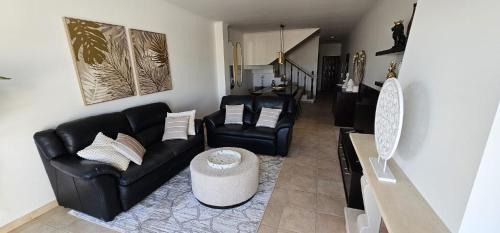 Sao Martinho do Porto Apartment | Live the Beach Life, Duplex Apartment with Beach Views Just 3 Minutes from the Ocean