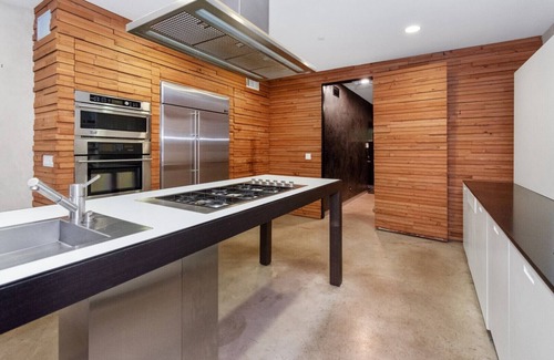 Wilshire Montana House | "Live the life" in Gorgeous Modern Luxury 5 Bd in Santa Monica, Walk to ALL!