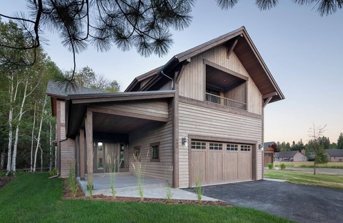 Whitefish Apartment | Live the Lodge Life | Luxe Home Near Trails, Lake & Spa Amenities