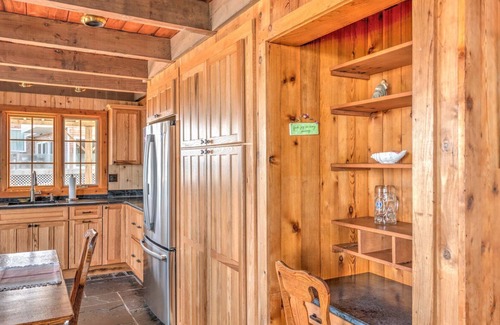 Culloden Shores House | Live your best life steps from the beach in this classic Montauk beach house!