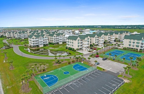 Ocean Isle Beach Apartment | Lively Up Yourself Too