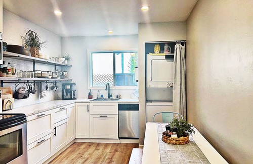 Livermore Apartment | Livermore Firefly Guesthouse - Family Friendly - near Downtown!
