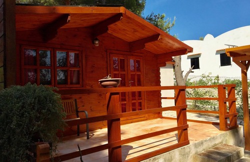 Defensola House | LIVERPOOL Chalet with garden and kitchen, 4 beds