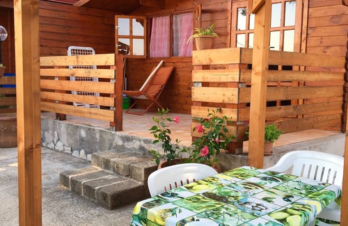 Defensola House | LIVERPOOL Chalet with garden and kitchen, 4 beds