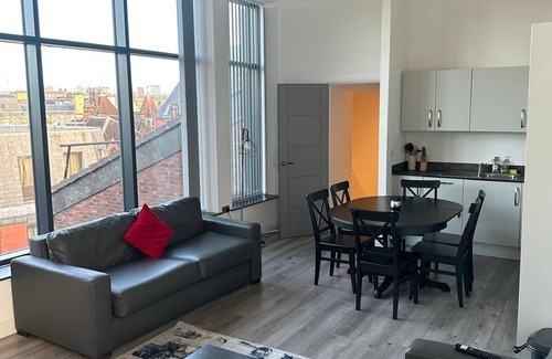 Liverpool City Centre Apartment | Liverpool City Centre Penthouse Apartment