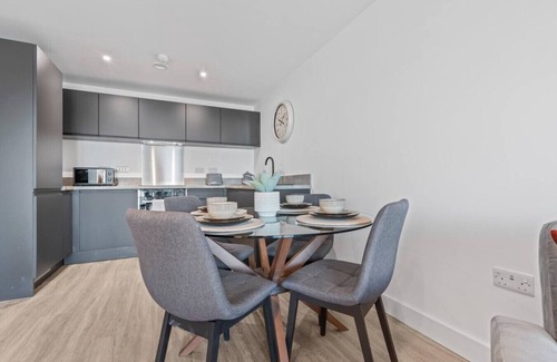 Liverpool City Centre Apartment | Liverpool City Stay – 2BR Apartment - Sleeps 3